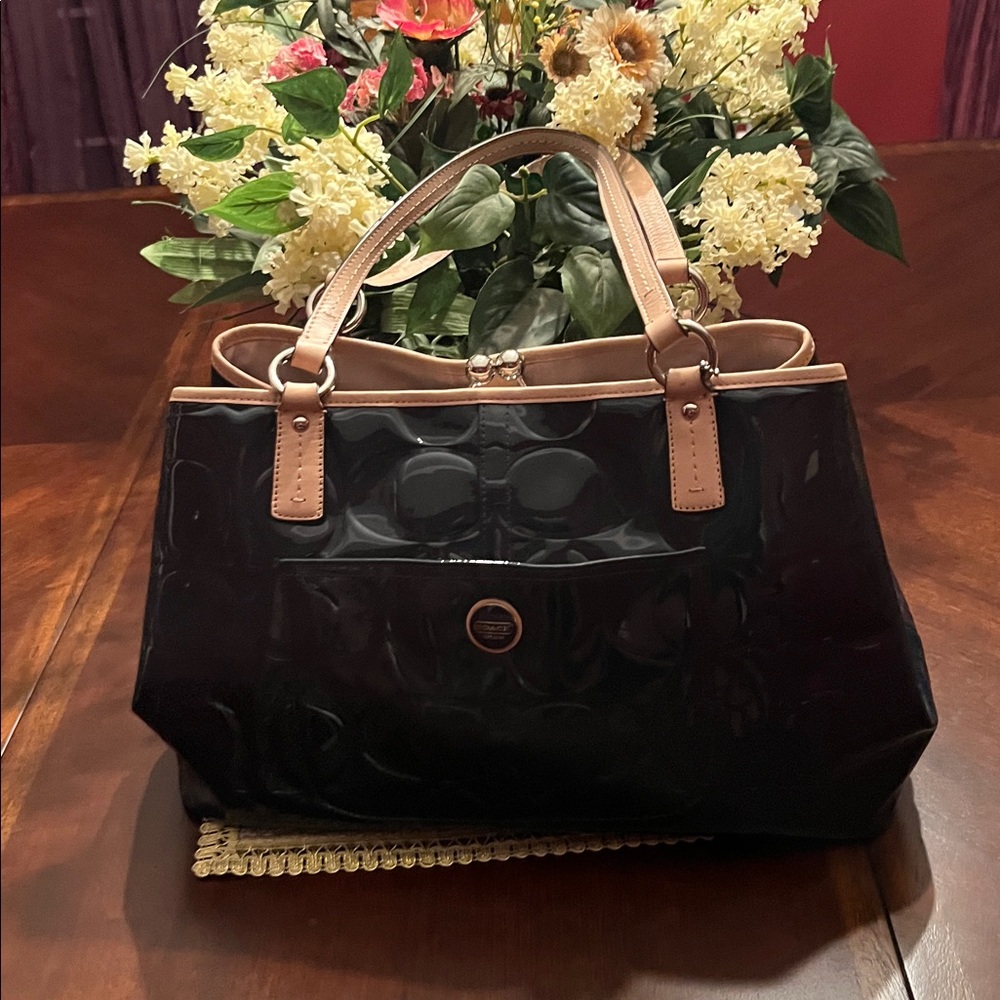 Coach Navy and Tan Shoulder Bag